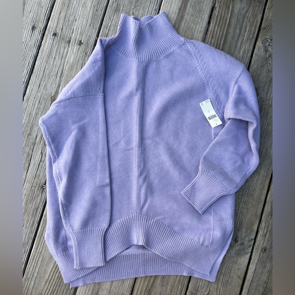 NWT Maeve by Anthropologie sweater - women’s XS - color lilac